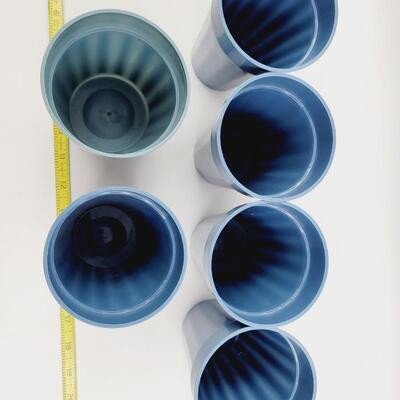 BLUE PLASTIC DRINKING CUPS