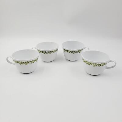 VINTAGE CORRELL SPRING DAISY COFFEE CUPS 4 PC