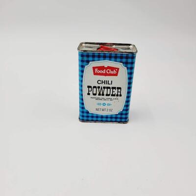VINTAGE FOOD CLUB CHILI POWDER CONTAINER