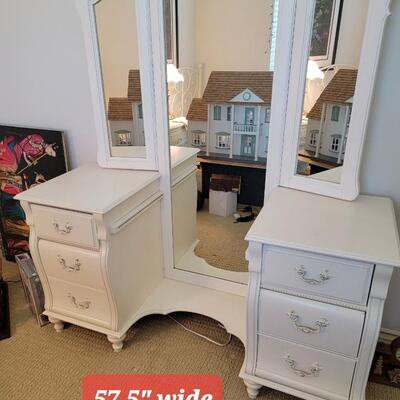 Vintage Stanley Furniture White Make Up Vanity Dressing Mirror Table LOCAL PICK-UP ANAHEIM