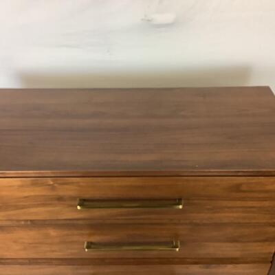 3016 Northridge Modern 5-Drawer Dresser