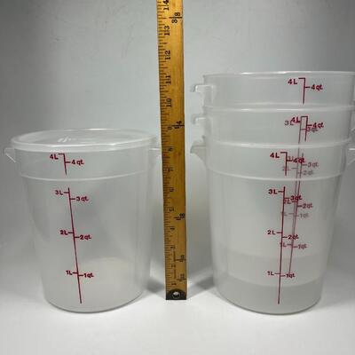 Lot of Cambro 4 Liter Plastic Food Storage Containers