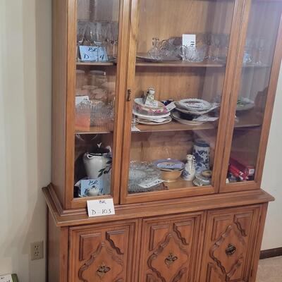 Nice China Hutch