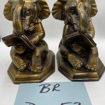 Elephant bookends