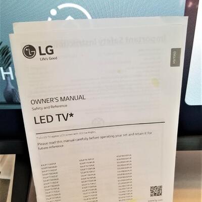 Lot #85  LG 55" Television - made in 2021 - Like new