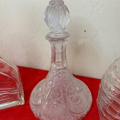 Decanter Lot