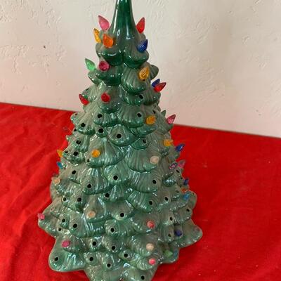 A Very Vintage Christmas, Indeed