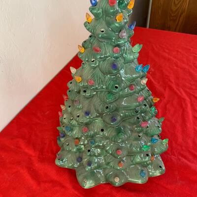 A Very Vintage Christmas, Indeed