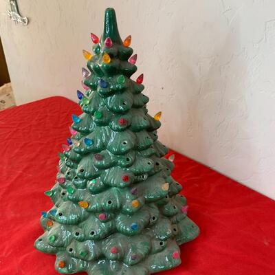 A Very Vintage Christmas, Indeed