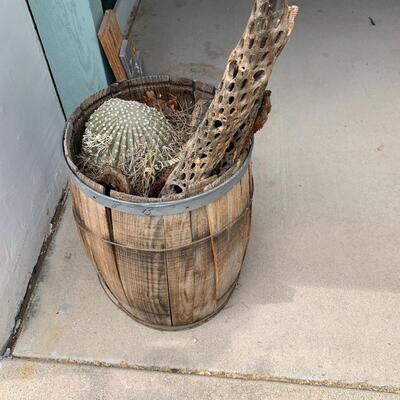 Rustic Decor Lot with Cross