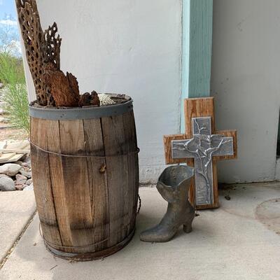 Rustic Decor Lot with Cross