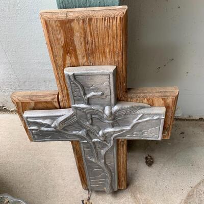 Rustic Decor Lot with Cross