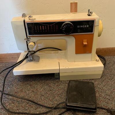 Singer Sewing Machine