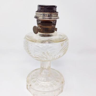 VINTAGE ALADDIN WASHINGTON DRAPE OIL LAMP