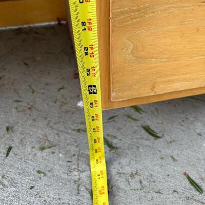 Large Light Wood Desk - LA HABRA HEIGHTS PICK UP ONLY