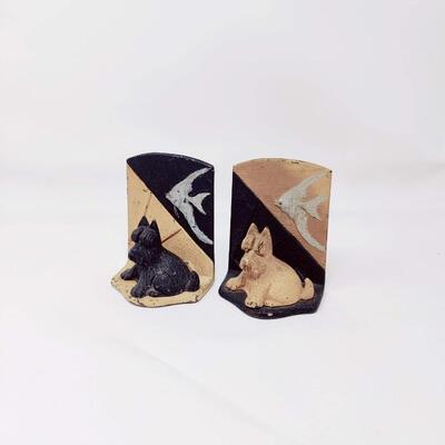 VINTAGE ART DECO CAST IRON DOG/FISH BOOKENDS