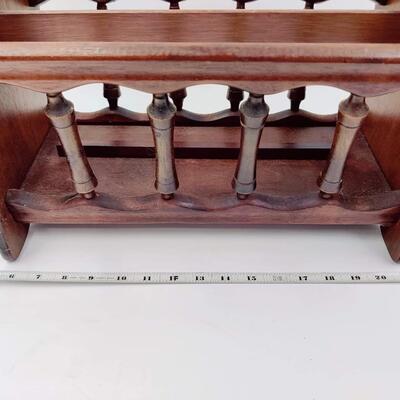 SOLID WOODEN MAGAZINE RACK
