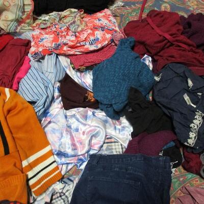 Ladies Clothing Choice B