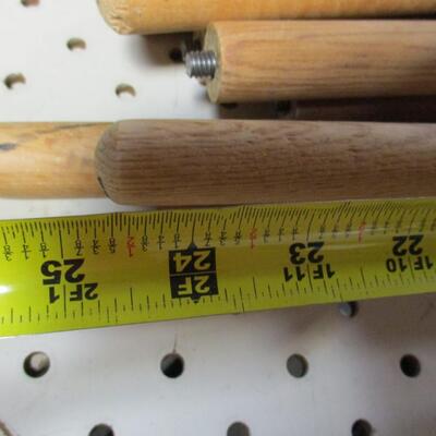 3 Round 20" Display Tables