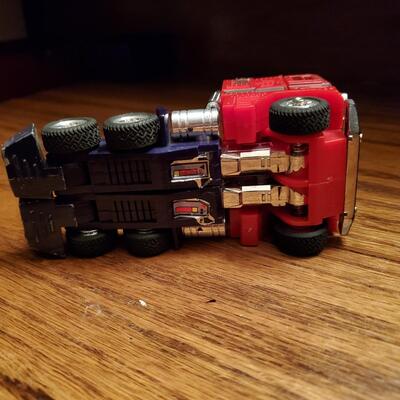 Transformers    Optimus Prime   Starscream  Go-Bots Leader 1 MR 25