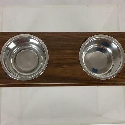 3077 Modern Wooden Small Pet Feeder