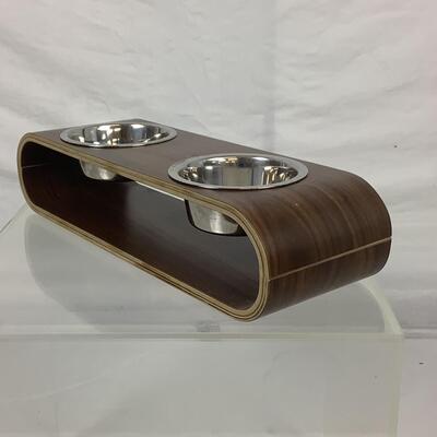 3077 Modern Wooden Small Pet Feeder