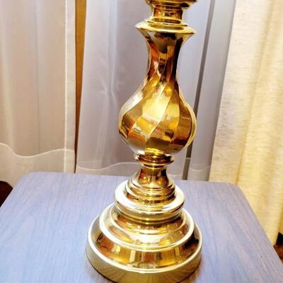 VINTAGE GOLD TONED SWIRL LAMP
