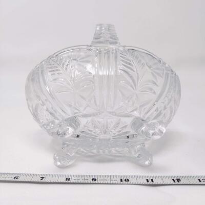 CHARMING FIFTH AVENUE LEAD CRYSTAL BASKET