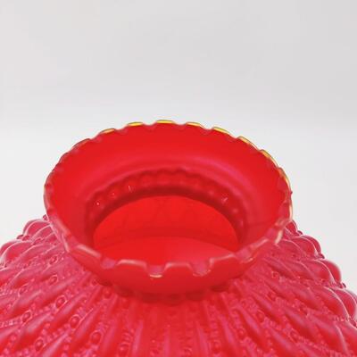 STUNNING VINTAGE RUBY RED BROOKE GLASS DIAMOND QUILT HURRICANE LAMP SHADE