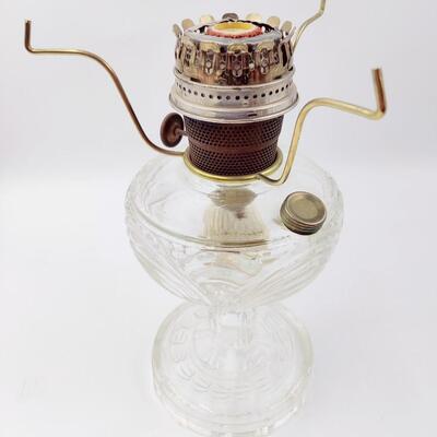 BEAUTIFUL ALADDIN OIL LAMP