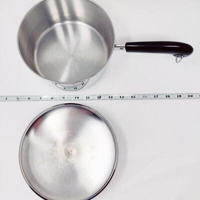 FABULOUS REVEREWARE 2 QT SAUCE PAN