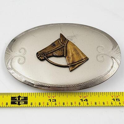 NICKLE HORSE COLLECTABLE BELT BUCKLE