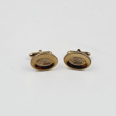 SWANK GOLD TONED CUFF LINKS