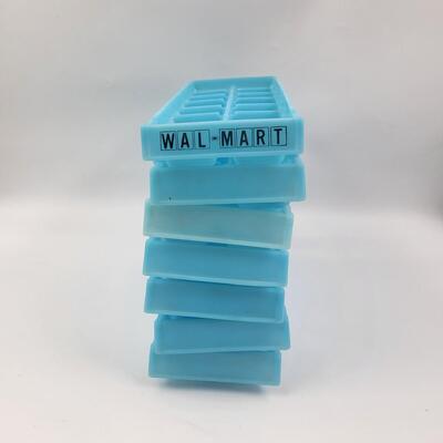 7PC SET IF PLASTIC ICE CUBE TRAYS