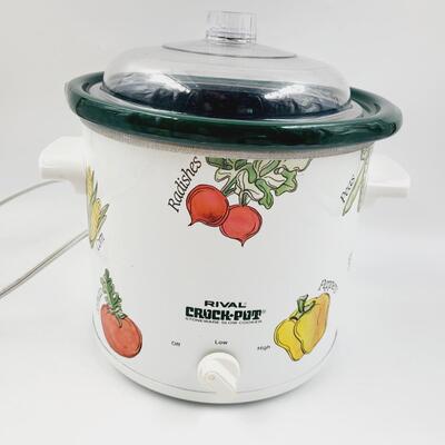 CUTE RIVAL CROCK POT