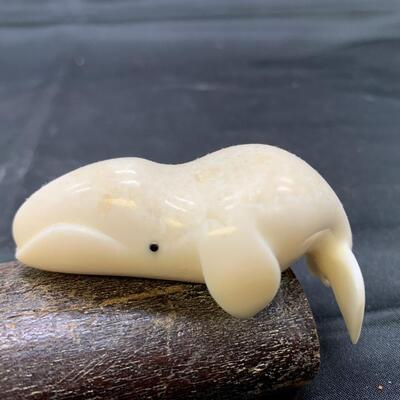 SIGNED INUIT CARVING