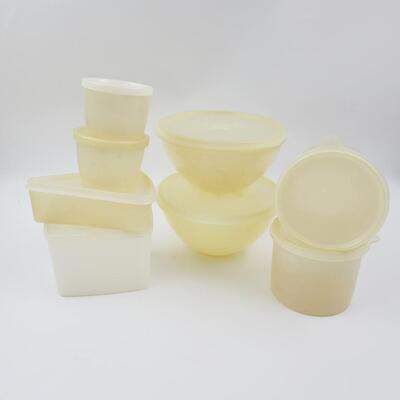 VINTAGE TUPPERWARE BUNDLE