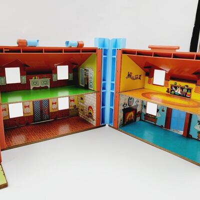 1980S FISHER PRICE LITTLE PEOPLE HOUSE & ACCESSORIES