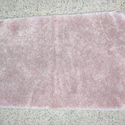 NICE SOFT BATHROOM RUG