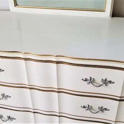 Lot #130  Vintage French Provincial Style Dresser