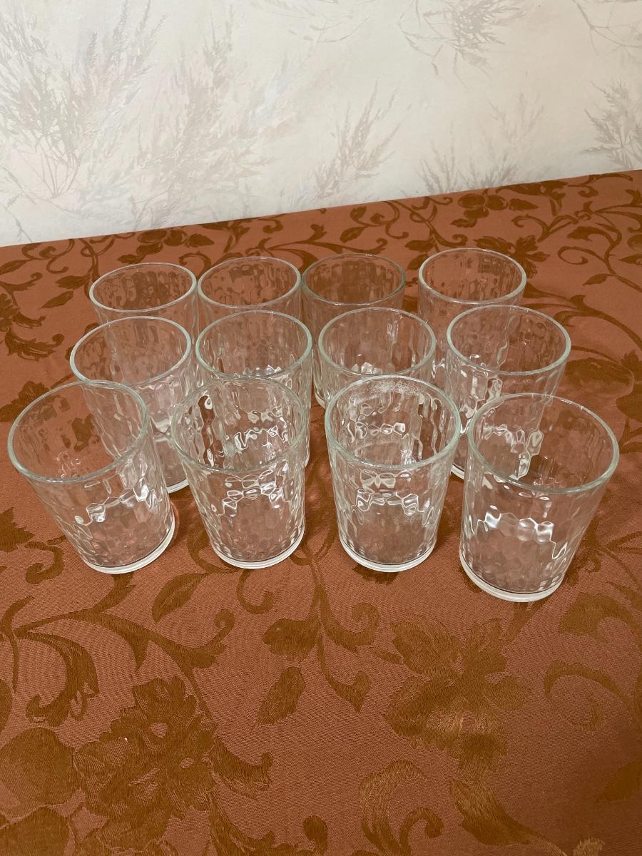 12 vintage snuff glasses