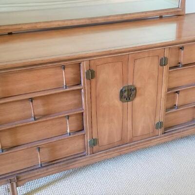 Lot #146 Fantastic MidCentury Modern Dresser with Mirror - Thomasville