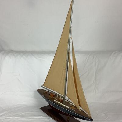 3103 Sail Boat Model