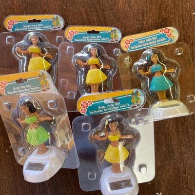 5 solar hula girl