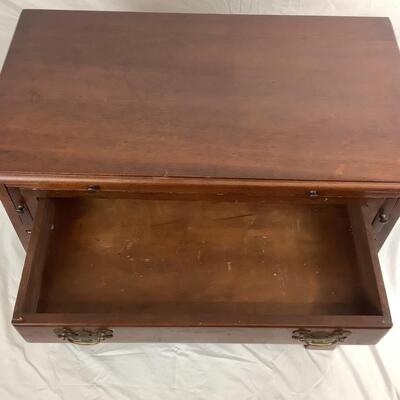 3140 Mahogany Chippendale Style Graduated 4 Drawer & Pullout Desk, Chest