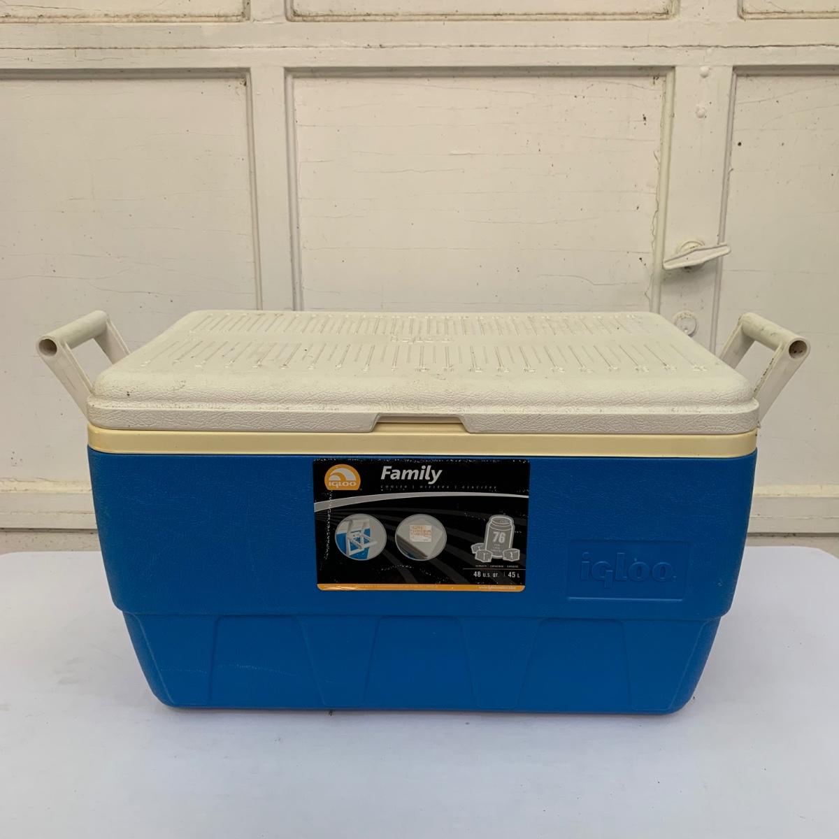 Two Igloo Coolers (GHS)