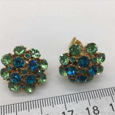 Gorgeous Vintage Green And Blue Crystal Earrings
