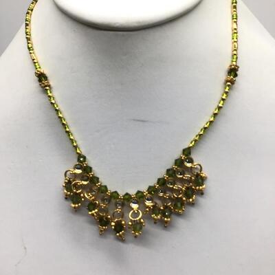 Vintage Green Beaded Glass Necklace