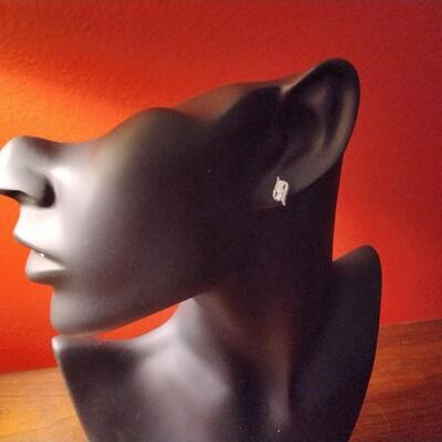 .10ctw H-SI Diamond 925 Sterling Silver Stud Earrings