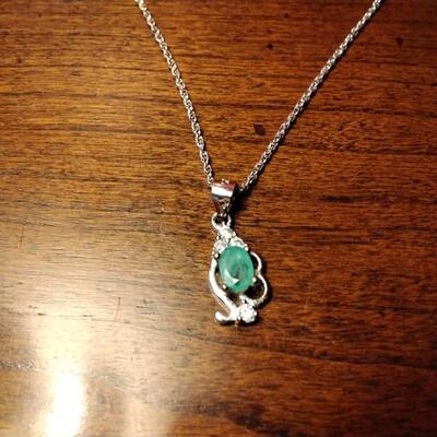 .85ctw Emerald & White Sapphire 925 Sterling silver Necklace